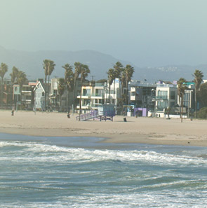 Venice Beach - Los Angeles Car Service International Airport (LAX)